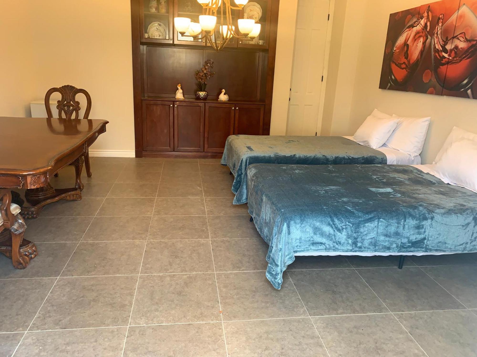 Luxhome Suites N Villa Riverside Exterior foto